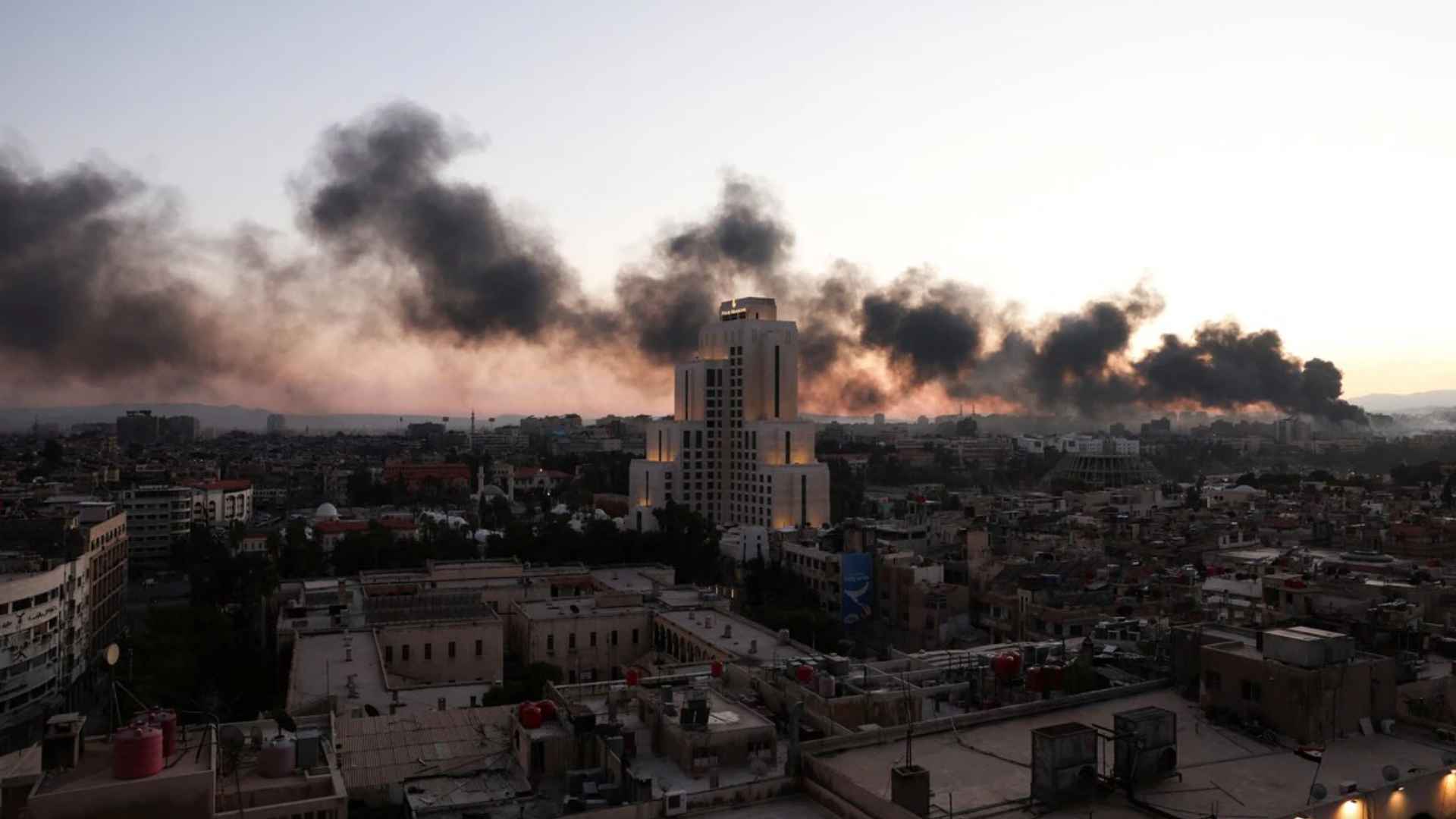 দুই দিনে সিরিয়ায় ৪৮০ হামলা ইসরায়েলের